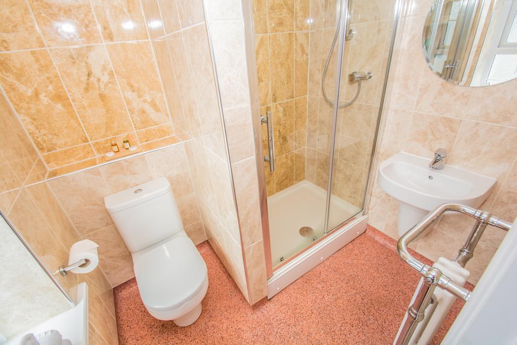 Victoria Inn Каубридж Екстериор снимка