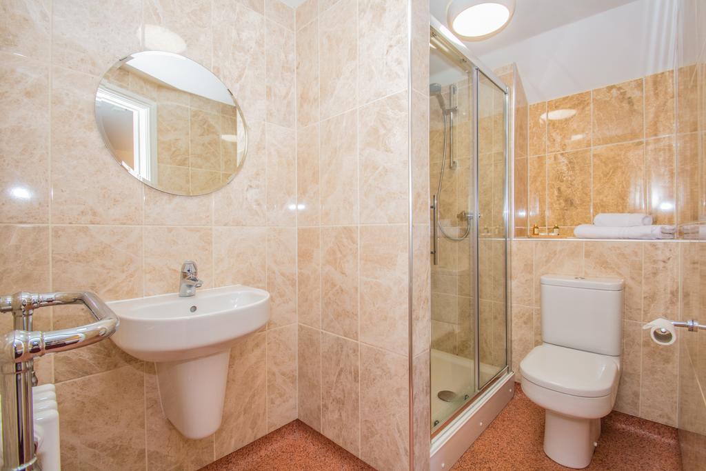 Victoria Inn Каубридж Екстериор снимка